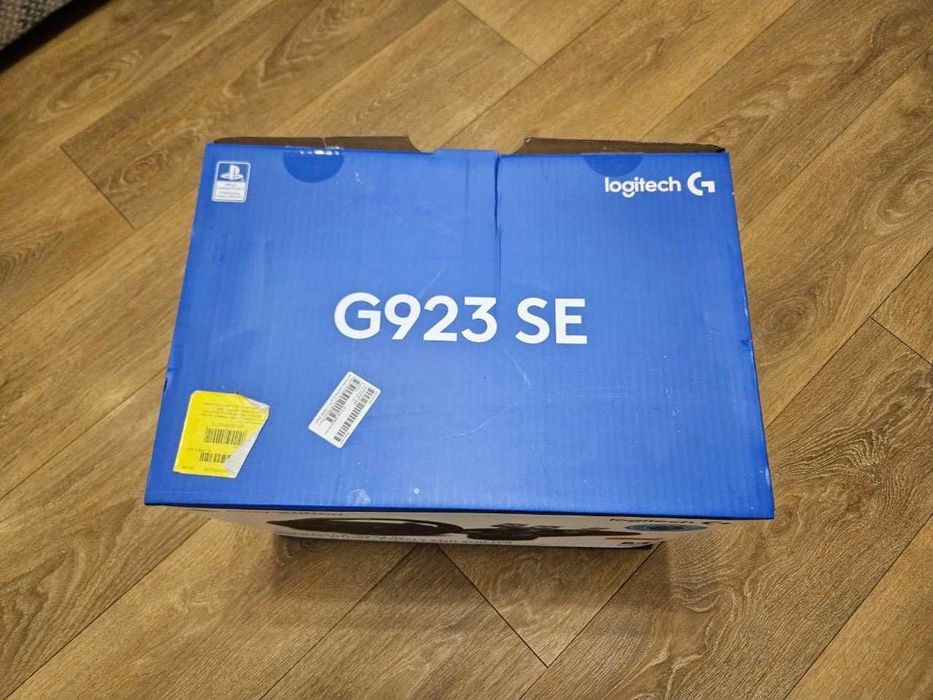Симулятор кермо Logitech G923 SE
