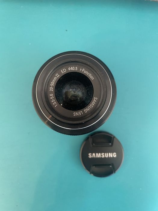 Samsung NX2000 Mirrorless - Perfeita para Viagens e Redes Sociais