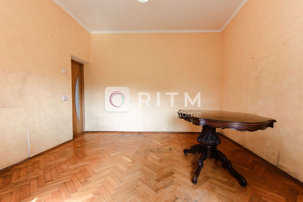 Ексклюзивний будинок садибного типу з розкішною територією с.Тарасове