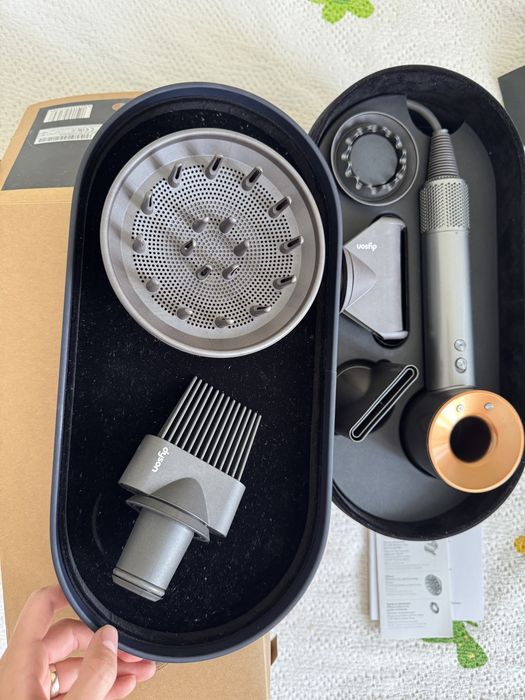 Dyson Supersonic