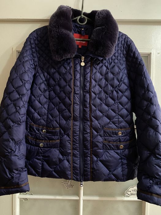 Куртка жіноча.