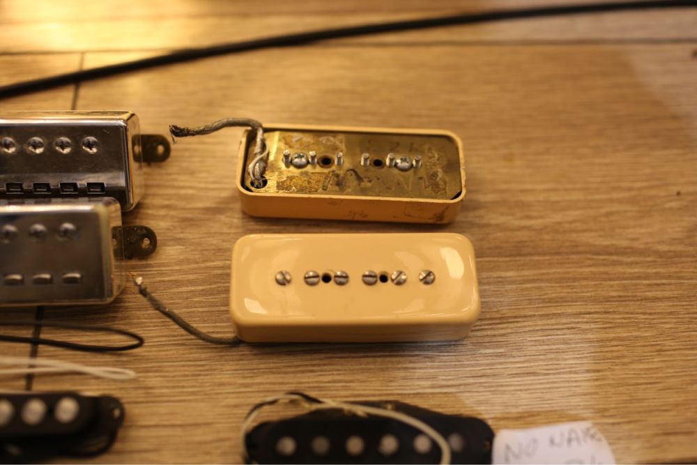 Звукознімачі, багато різних. Gibson / Dimarzio  Seumour Duncan Fender.