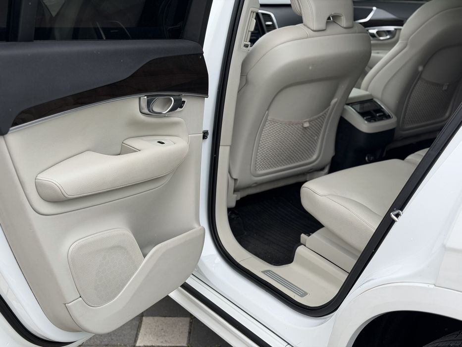 Продаж Volvo xc 90 2018року
