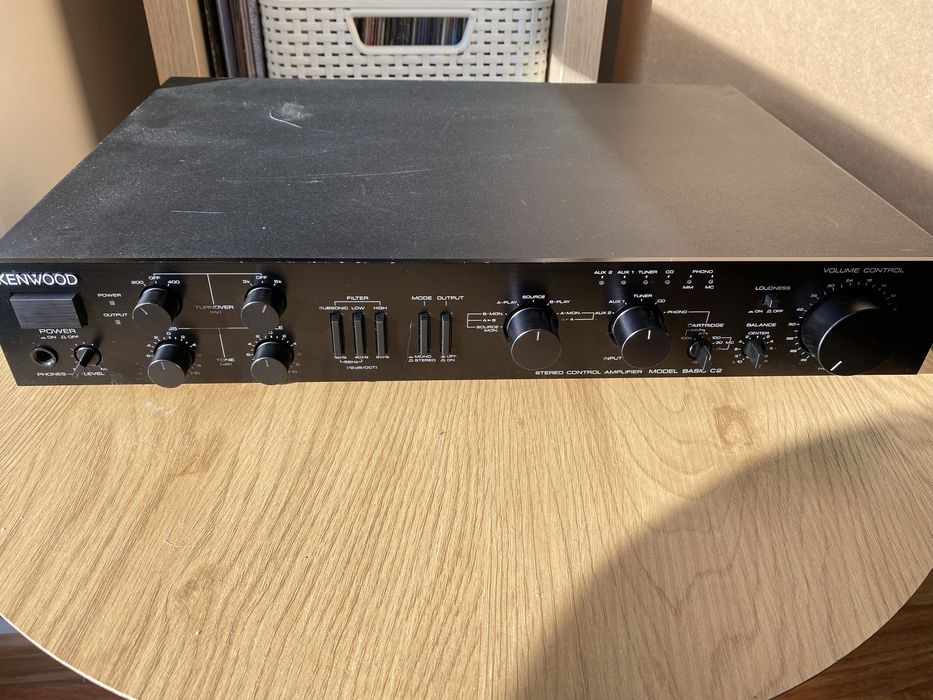 Przedwzmacniacz Kenwood C2