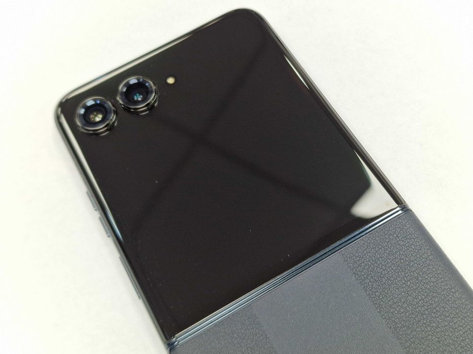 MOTOROLA RAZR 50 ULTRA/ 12GB/ 512GB/ Midnight Blue/ Grade A/ z Media M