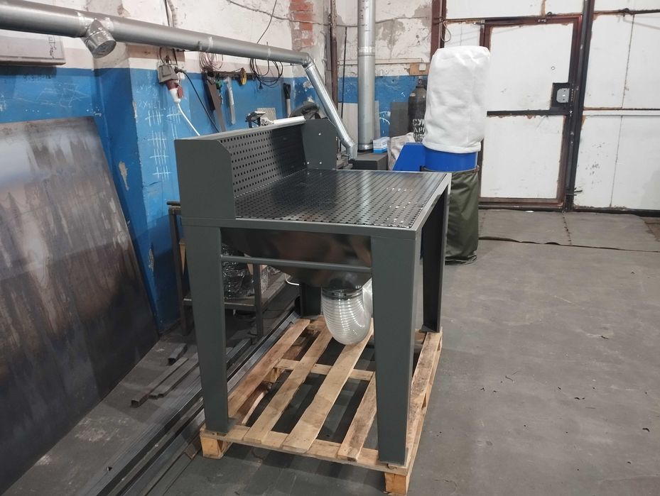 Шліфувальний стіл.