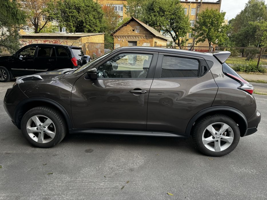 Автомобіль Nissan Juke