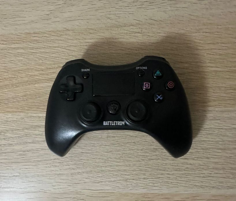 Comando PlayStation 4 (PS4)