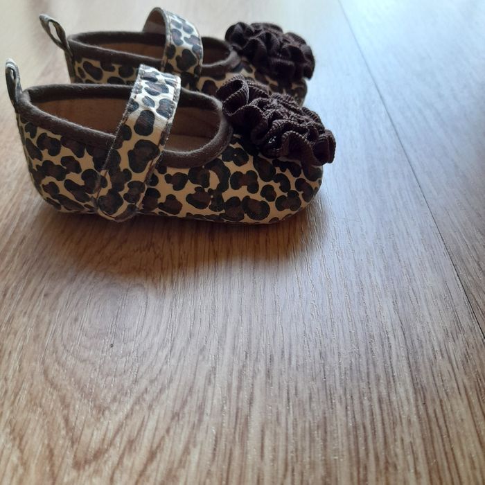 Sapatos tigresa 0/6 meses