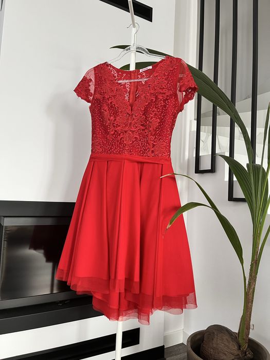 Czerwona Sukienka Koronkowa Premium M 38 – Elegancka Z Tiulowym Dołem