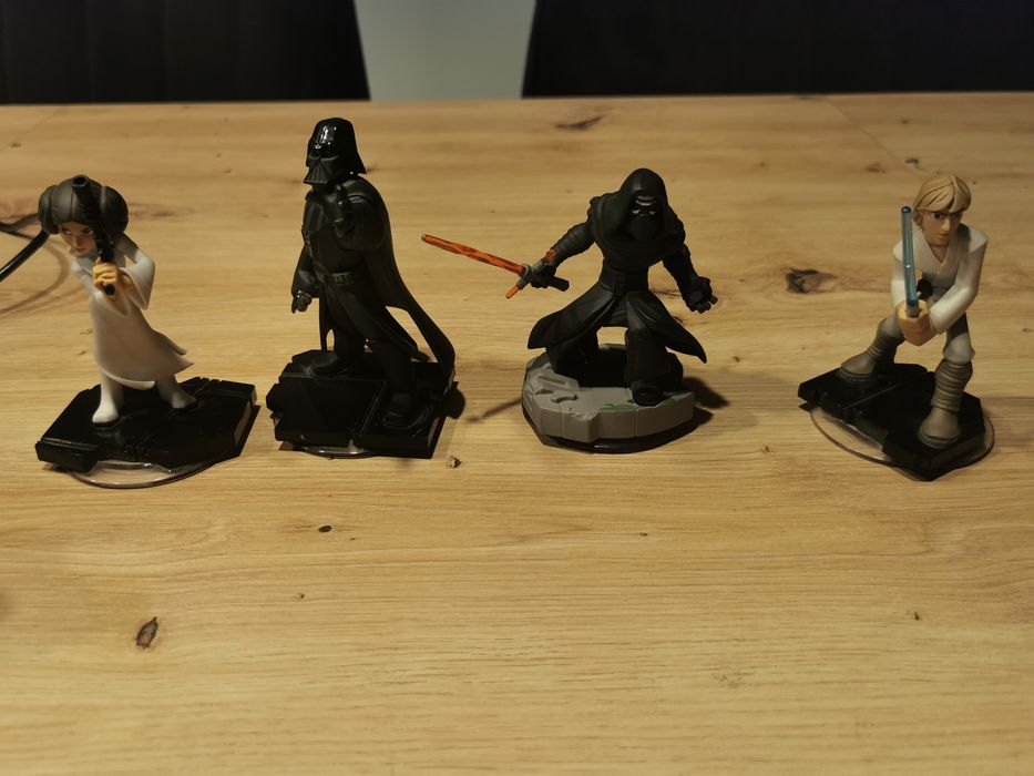 Gra disney infinity na ps4 z dodatkami