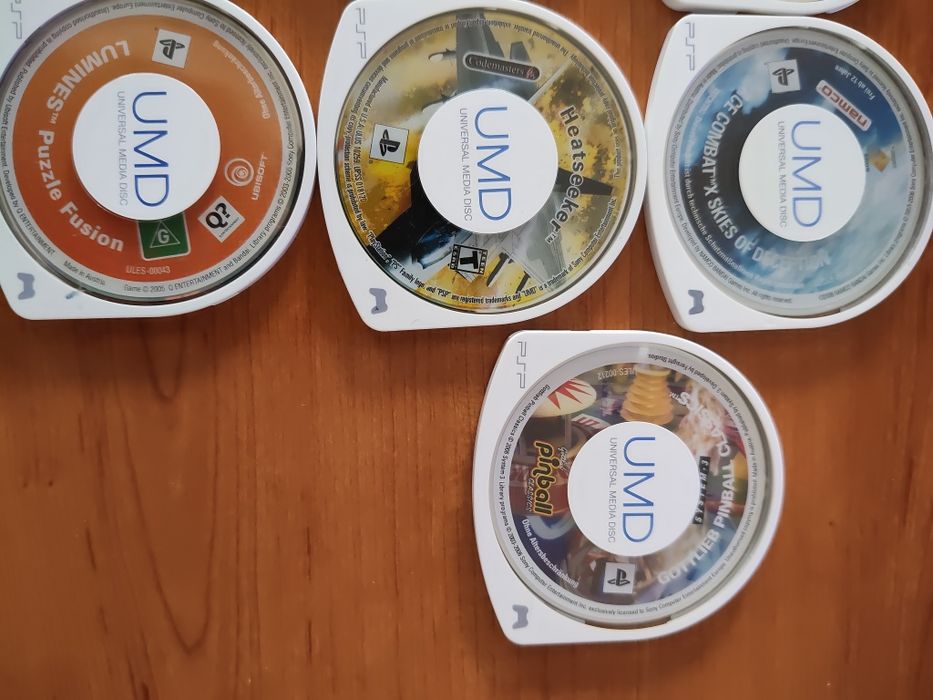 Vendo estes 14 Jogos para PSP