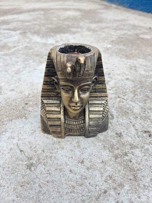 Portavelas Faraó Tutankâmon 2-em-1 – Busto e Estela Egípcia em Relevo