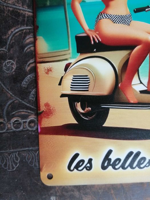 placa em metal , Vespa