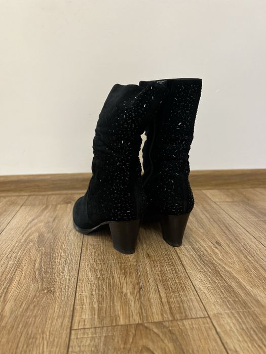 Жіночі черевики з натуральної замші