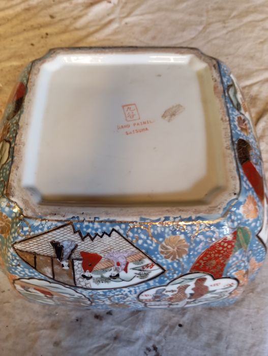 Vendo esta peça muita bonita bom estado