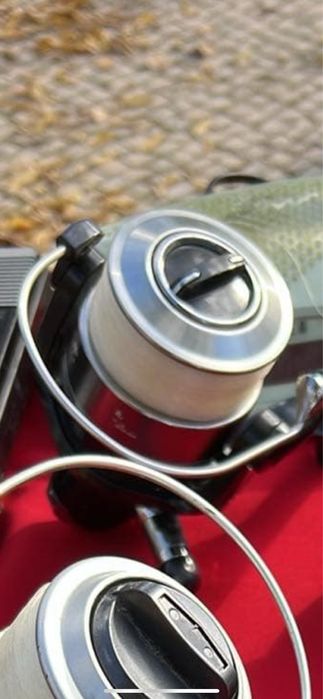 Carretes de pesca em segunda mao.