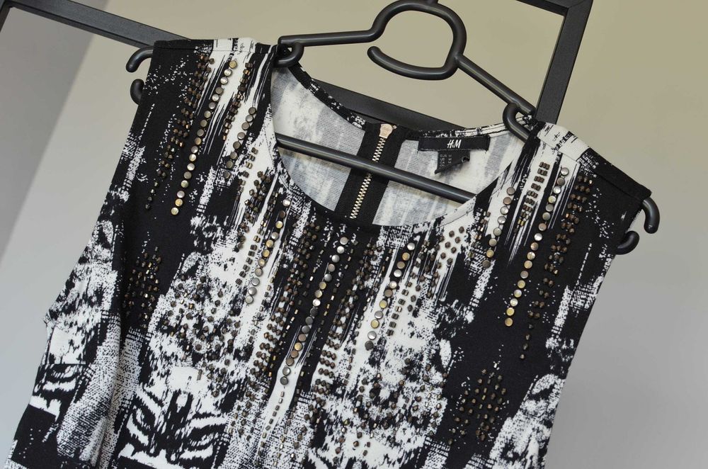 Sukienka H&M ozdobne nity S