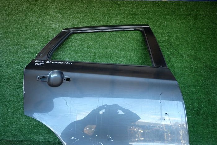 SUZUKI SX4 S-CROSS 13- drzwi prawe tylne tył Jasienica • OLX.pl