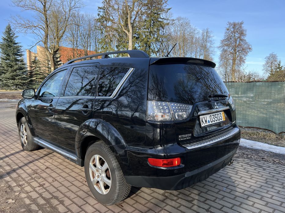 •Mitsubishi Outlander• 2011rok• 2.2 di-d• 1 wlaściciel• z Niemiec•