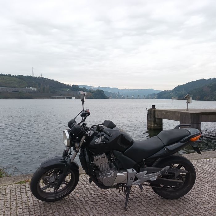 Honda CBF-500 de 2006 (42kW)