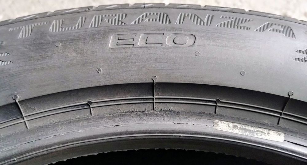 Шини літні R20 235/50 Bridgestone Turanza Eco