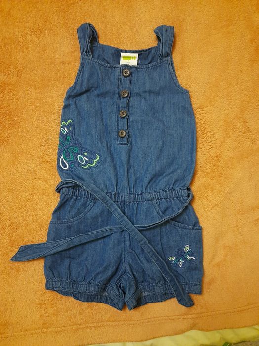 Джинсовый комбинезон