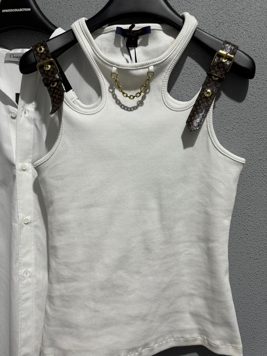 Майка/ топик Louis Vuitton.