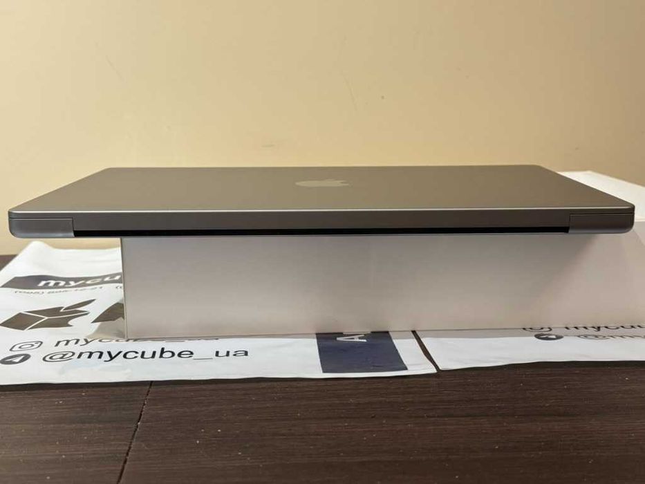 MacBook Pro 16 M1 Pro 16Gb 512Gb 10CPU 16GPU Space Gray 2021 (MK193)