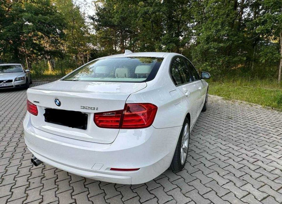 Bmw 328Xi 2014p .
