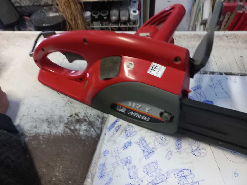 Motoserra eléctrica