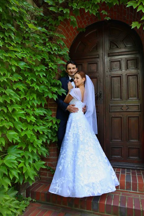 Piękna Suknia Ślubna