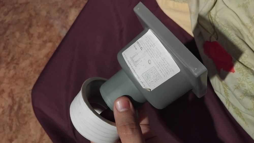 Сливной трап без решётки, арматура.