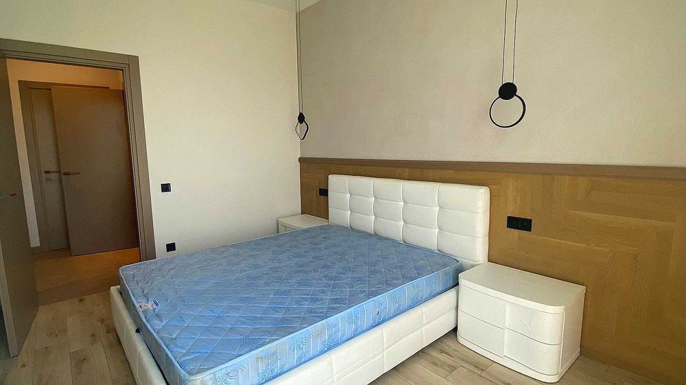 2х ком квартира в жк ГринВуд, Французский Бульвар, 85/5. видео!