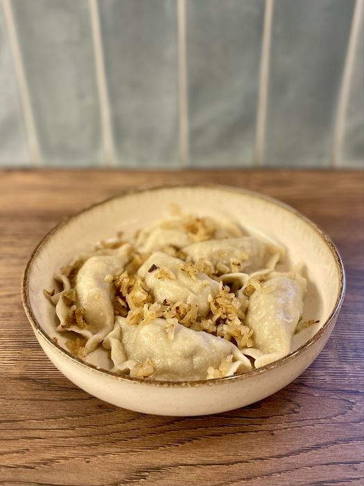 Domowe pierogi i uszka, ręcznie robione