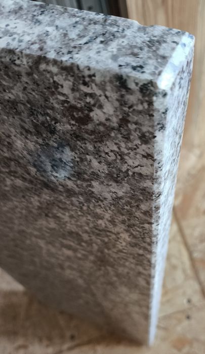 Nowy parapet granit brąz królewski grubość 3cm
