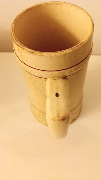 Stary kufel ceramiczny