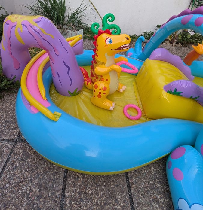 Inflatable Pool with Slide and Shower64552861143681124