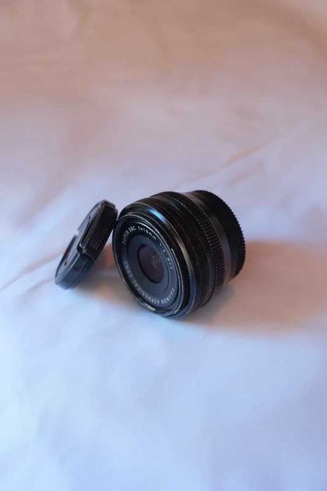 Fujifilm XF 18mm f2.0 R