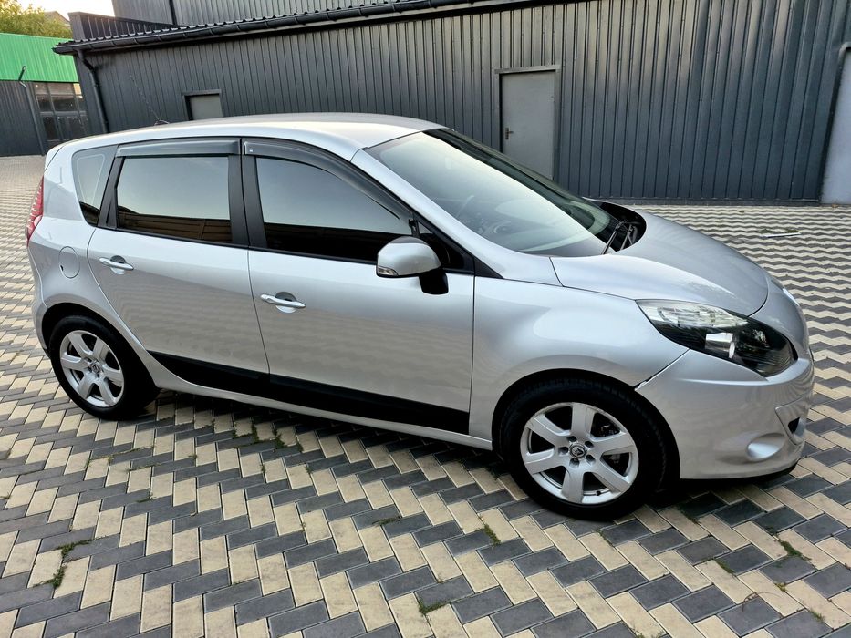 Renault Scenic 2010