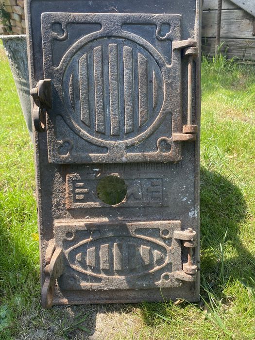 Продам чавунні двері до кухні