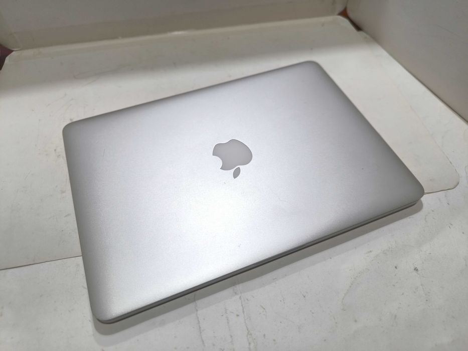 Apple Macbook Pro 13 i7 SSD 256GB 16GB ram Iris Retina# bateria NOVA