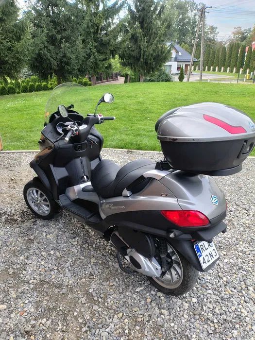 Piaggio  Piaggio – A[rila włoski styl, zero stresu!