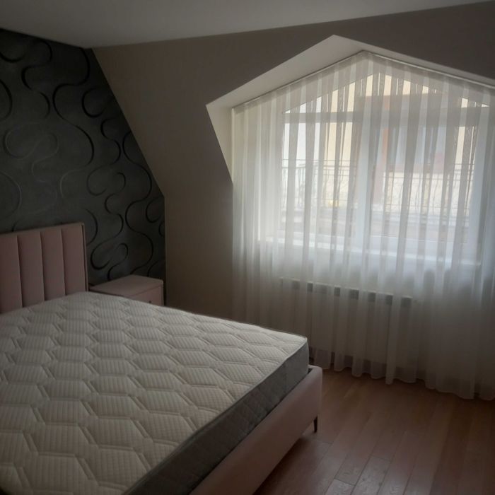 Оренда
Дуплекс 
Чернівці 
район в.Канівська