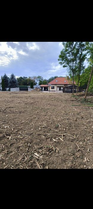 Duża działka. Szeregowce-budowlano -inwestycyjn Wieruszów