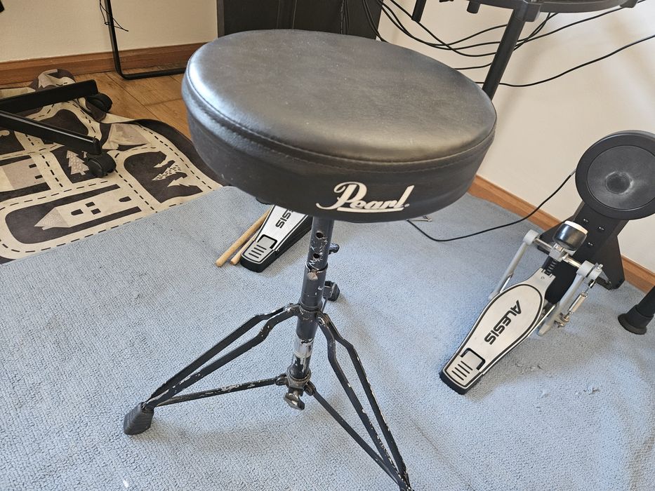Bateria Alesis nitro max