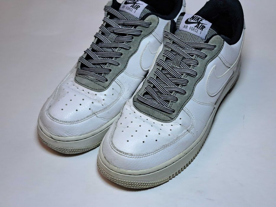 Кросівки Nike Air Force 1 07 LV8 4, 42.5 розмір