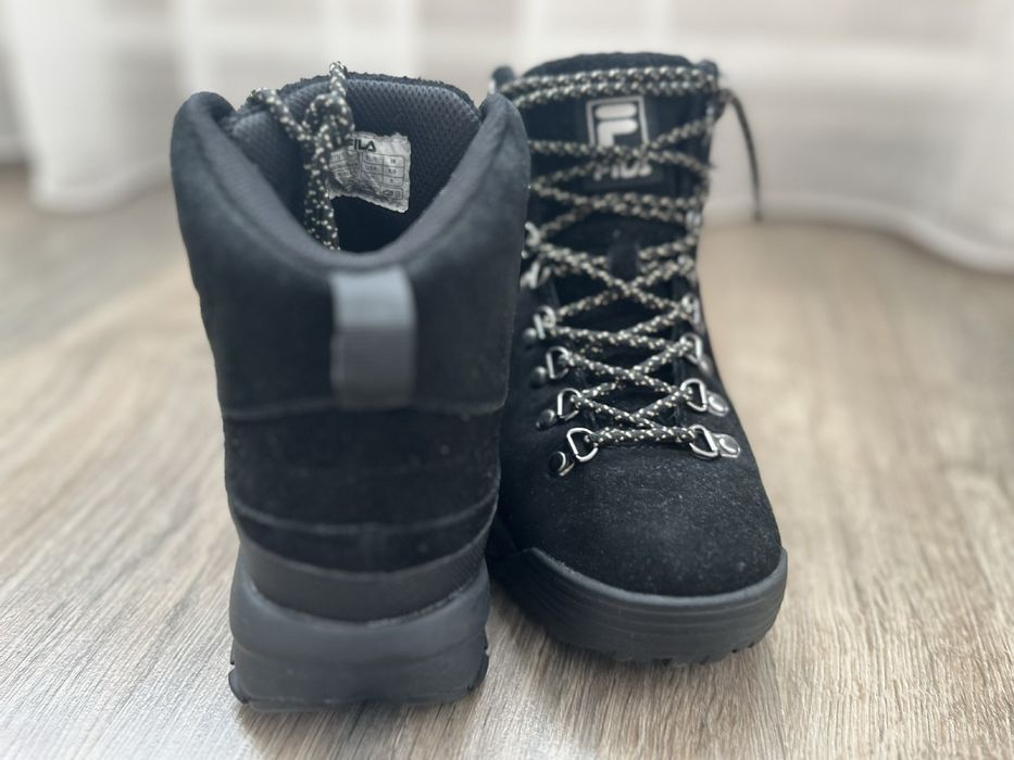 Нові замшеві ботинки весна-осінь Fila (оригінал)