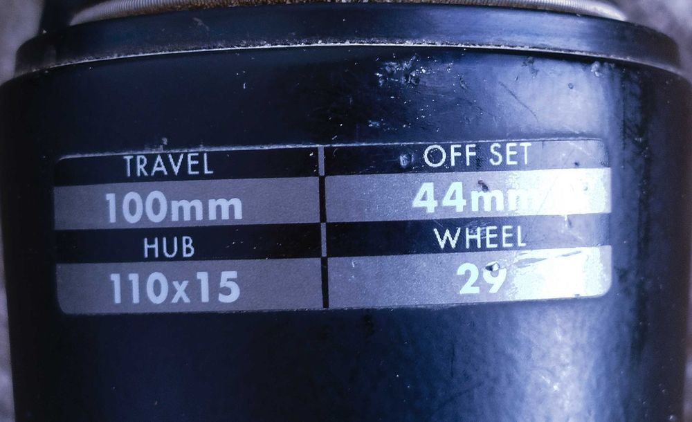 Suspensão GIANT CREST 34 RRL 15x110mm Boost