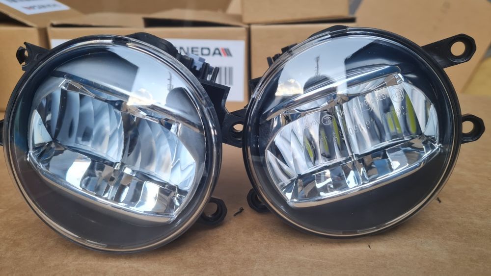 Протитуманка Toyota Lexus противотуманка птф тойота лексус фара